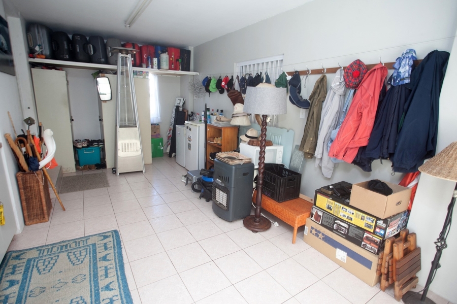 4 Bedroom Property for Sale in Summerstrand Eastern Cape